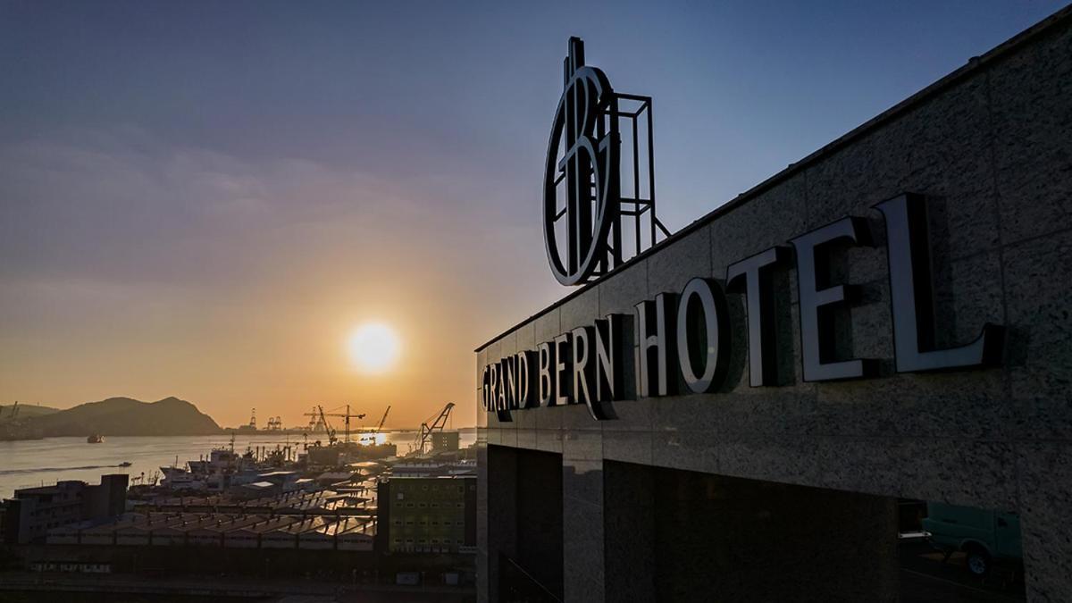 בוסאן Yeongdo Grandbern Hotel מראה חיצוני תמונה
