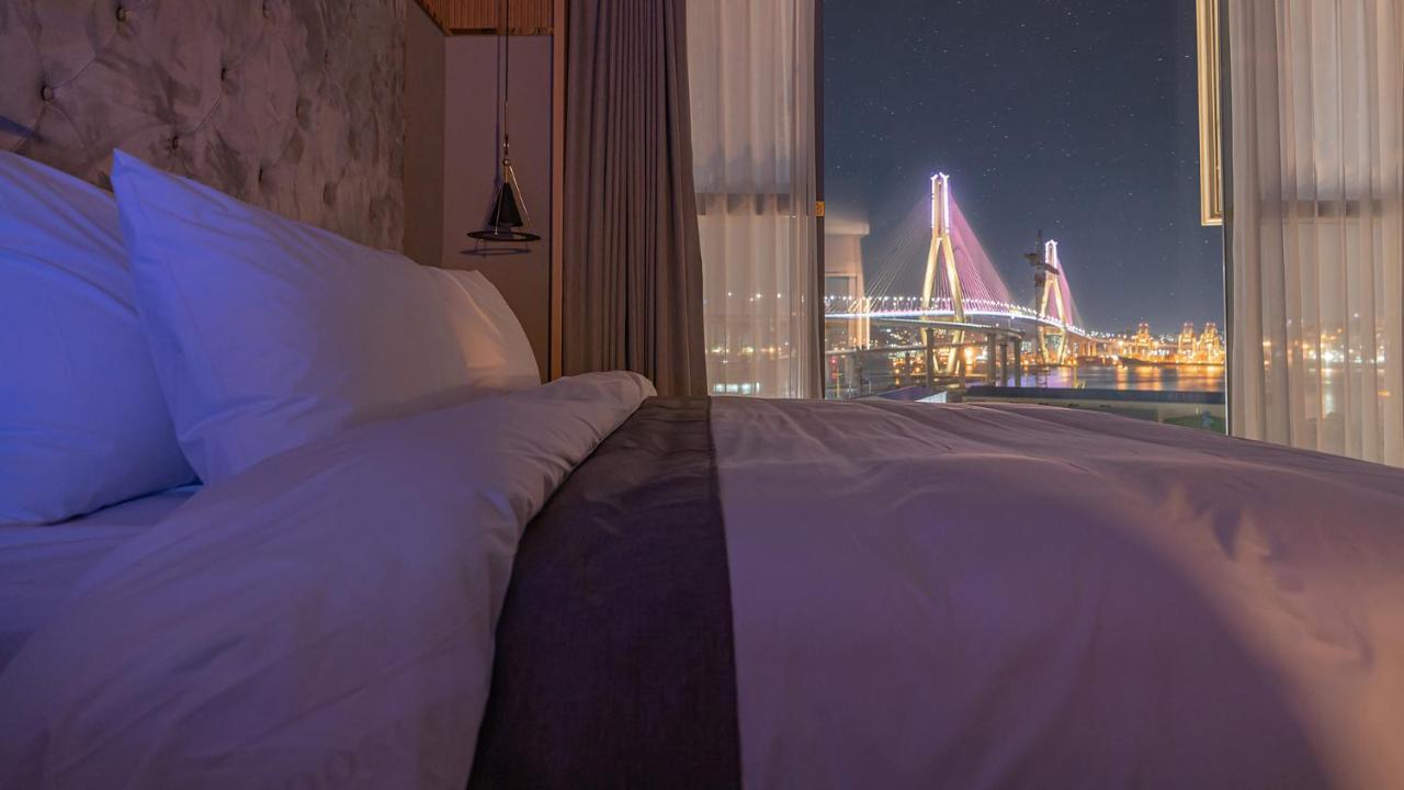בוסאן Yeongdo Grandbern Hotel מראה חיצוני תמונה