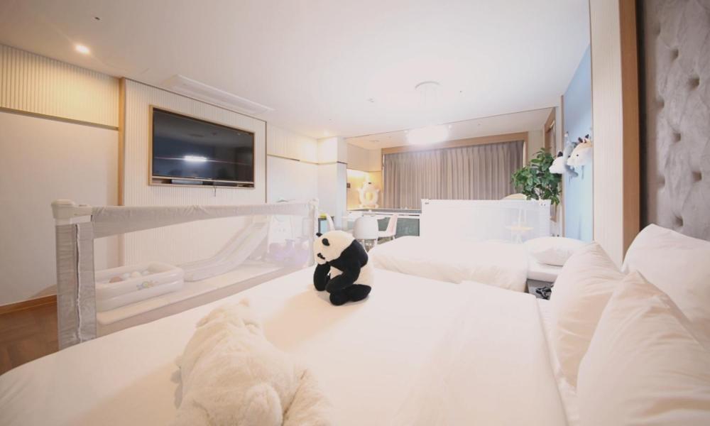בוסאן Yeongdo Grandbern Hotel מראה חיצוני תמונה