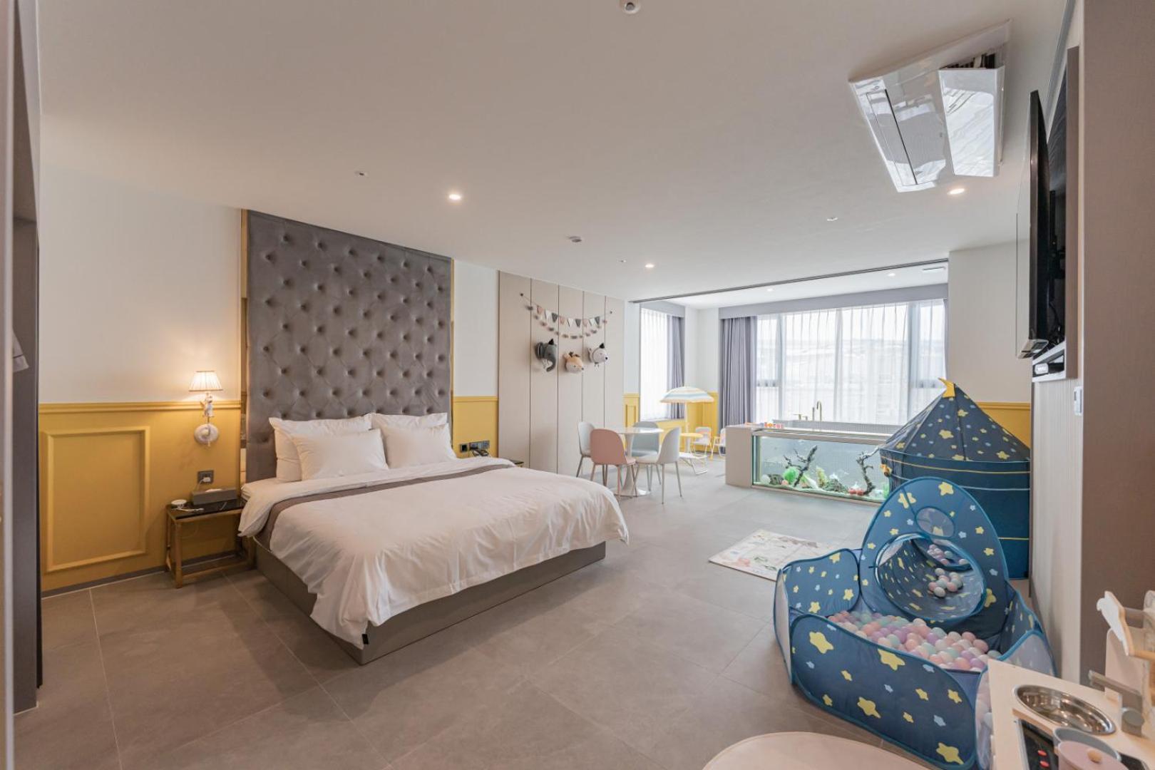 בוסאן Yeongdo Grandbern Hotel מראה חיצוני תמונה